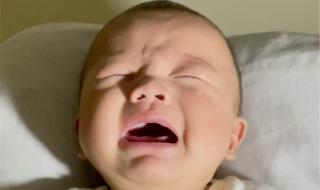 婴儿夜哭怎么办 婴儿夜哭怎么办