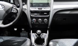 一汽奔腾b30 一汽奔腾b30