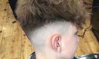 男生自然卷发型设计 男生自然卷发型设计